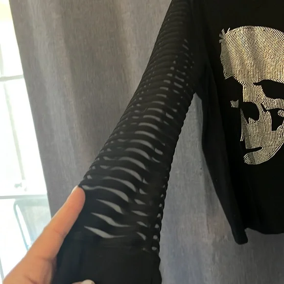 Skull shirt - Picture 2 of 4